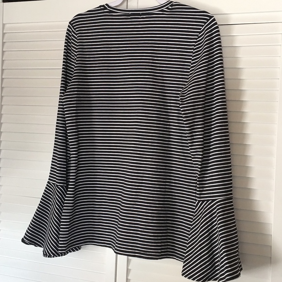 Pixley striped top with bell sleeves size L - Picture 2 of 7